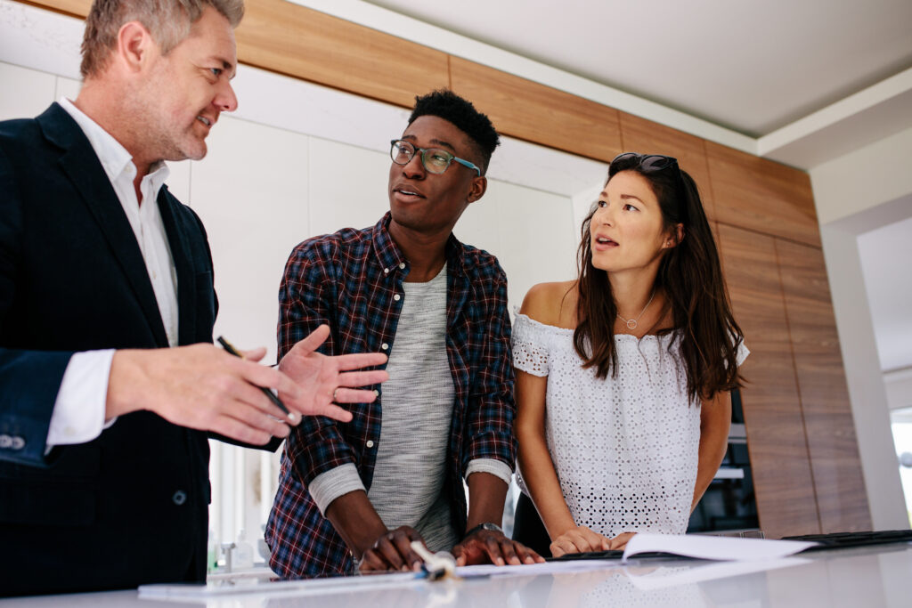 the average homeowner has $8 000 in savings